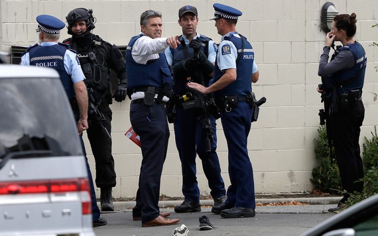 Νέα Ζηλανδία: Απαγόρευση πώλησης όλων των τουφεκιών εφόδου και ημιαυτόματων όπλων