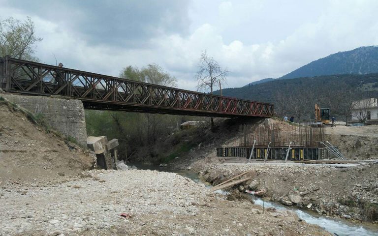 ΓΕΕΘΑ: Ολοκληρώθηκε η νέα γέφυρα στον Φενεό Κορινθίας (φωτογραφίες)