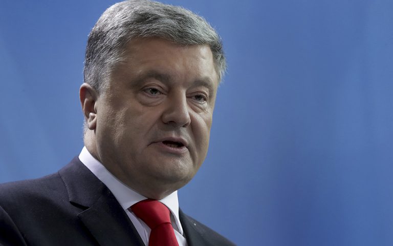 Ουκρανία: O πρόεδρος Ποροσένκο εισέβαλε απρόσκλητος σε τηλεοπτική συζήτηση