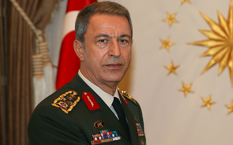 Στα Σκόπια ο Τούρκος υπουργός Αμυνας Χουλουσί Ακάρ