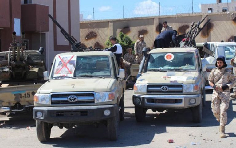 Λιβύη: Οι δυνάμεις του στρατάρχη Χάφταρ προ των πυλών της Τρίπολης