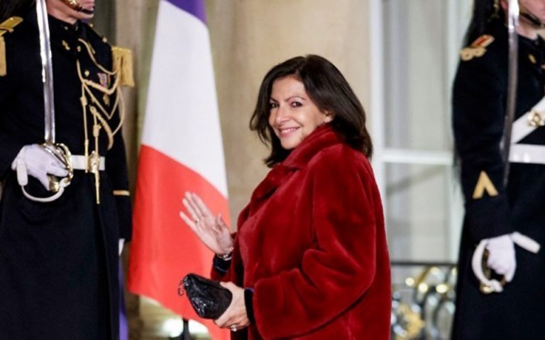 Αν Ινταλγκό: «Η βασίλισσα δήμαρχος του Παρισιού» ξανά υποψήφια