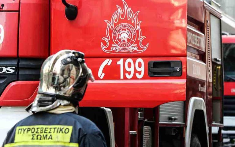 Θεσσαλονίκη: Κατεσβέσθη φωτιά σε πολυκατοικία του κέντρου