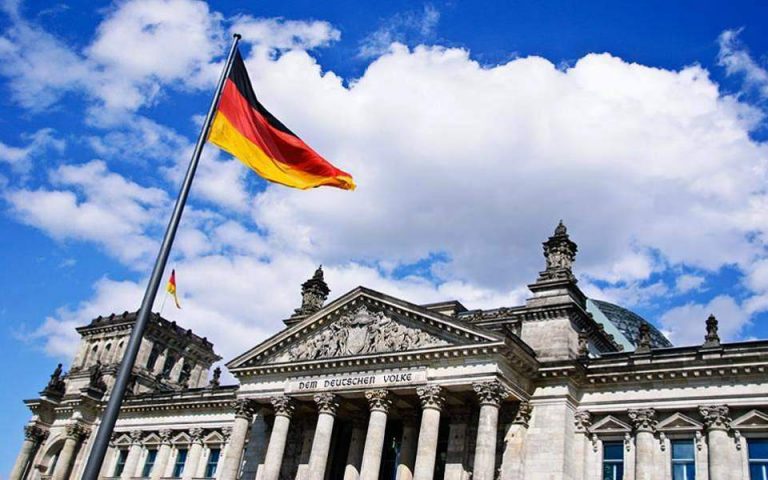 Γερμανία: Εγκρίθηκε η προβολή σποτ του νεοναζιστικού NPD