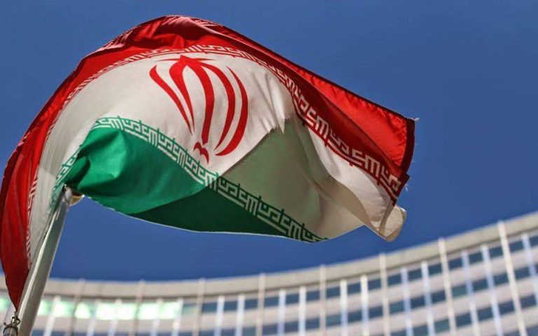 Το Ιράν κατηγορεί τις ΗΠΑ για παράνομη κράτηση ακαδημαϊκού