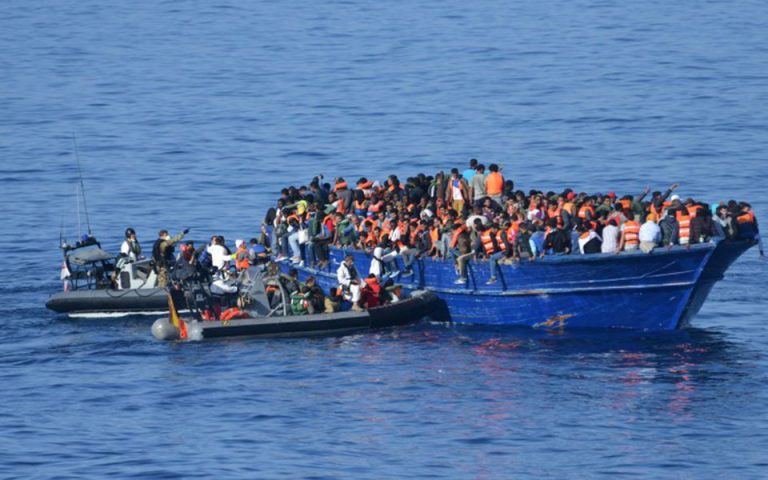 Πάνω από 70 μετανάστες νεκροί σε ναυάγιο ανοικτά της Τυνησίας