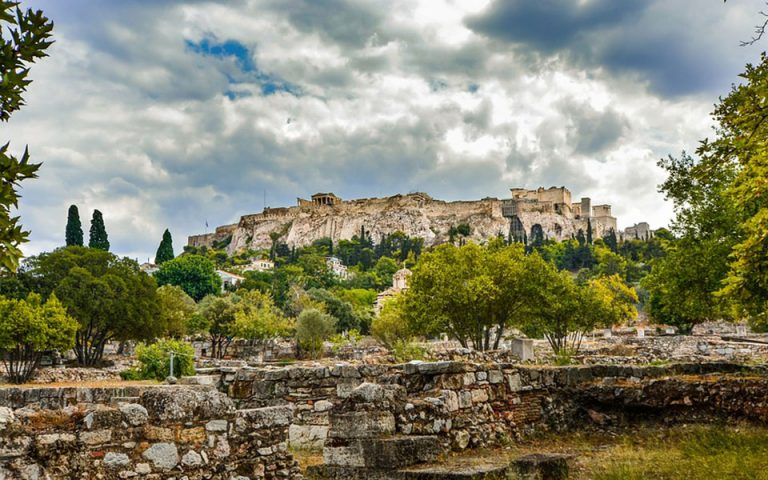 «Οταν η Bild ζητούσε από τους Ελληνες να πουλήσουν την… Ακρόπολη»