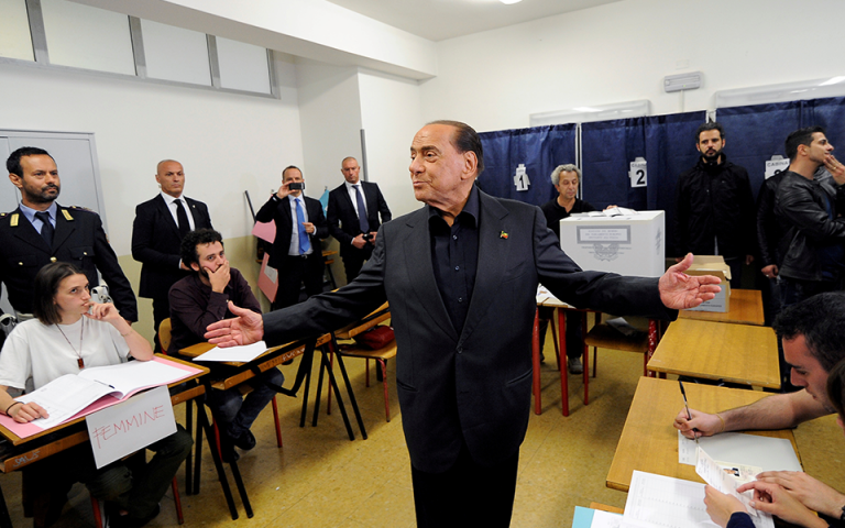 Ευρωεκλογές-Ιταλία: Επιστροφή του Σίλβιο Μπερλουσκόνι σε κοινοβουλευτική έδρα
