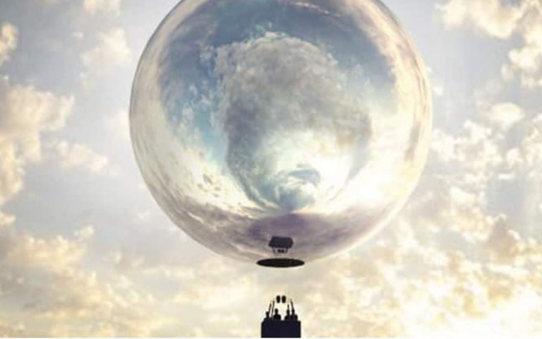 Ένα «μαγικό» αερόστατο-καθρέφτης στον ουρανό της Μασαχουσέτης (φωτογραφίες)