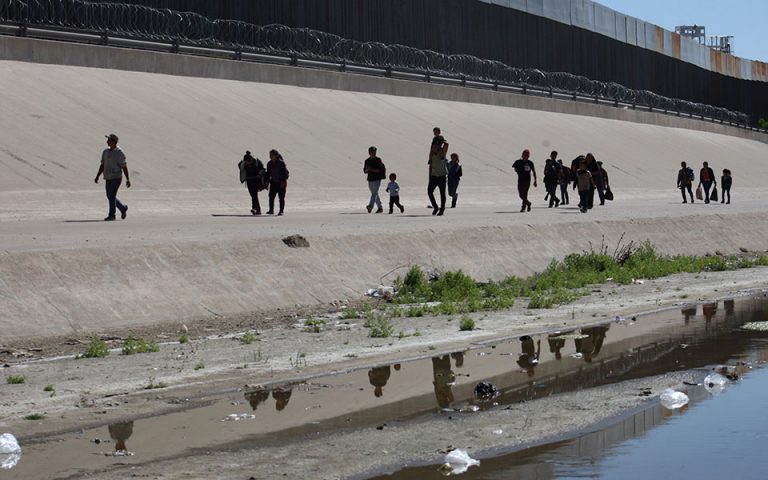 ΗΠΑ: Το Πεντάγωνο θα διαθέσει 1,5 δισ. δολάρια για το τείχος στα σύνορα με το Μεξικό