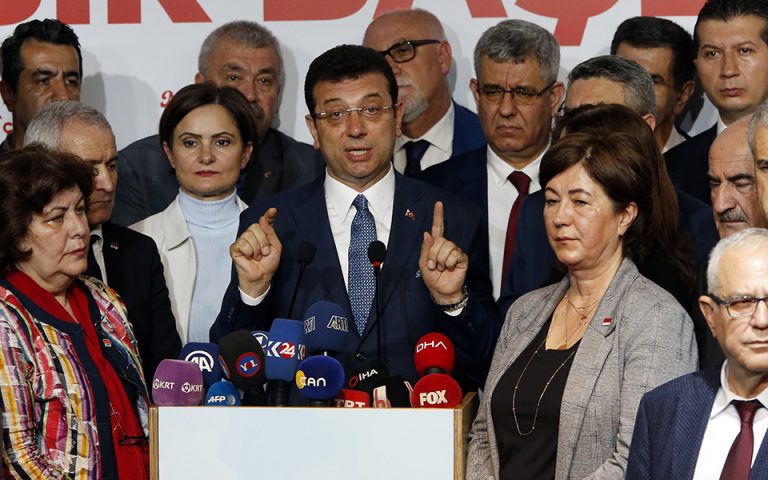 Δημοκρατική «επανάσταση» υπόσχεται ο έκπτωτος δήμαρχος της Κωνσταντινούπολης, Εκρέμ Ιμάμογλου