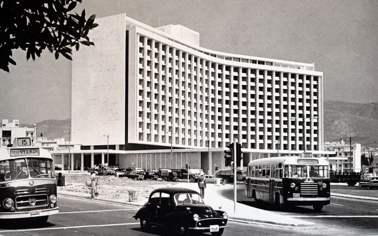 Ένας αιώνας Hilton