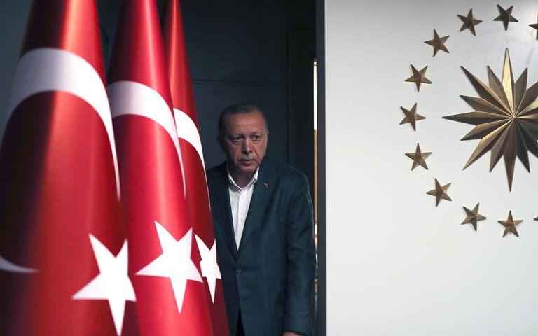 Ερντογάν: Παραμένουμε προσηλωμένοι στην ένταξη στην ΕΕ παρόλο που οι Βρυξέλλες δεν τηρούν τις υποσχέσεις τους