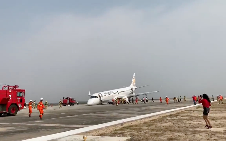 Μιανμάρ: Πιλότος προσγείωσε επιτυχώς αεροσκάφος χωρίς τους μπροστινούς τροχούς (Βίντεο)