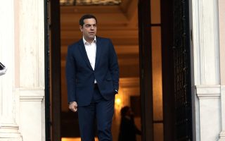 «Χάσαμε σε σύγκριση με το 2014 200.000 ψήφους. Δεν θεωρώ ότι είναι υπερβολικό για ένα κόμμα που κυβερνά 4 χρόνια», είπε ο Αλέξης Τσίπρας για την ήττα του ΣΥΡΙΖΑ στις ευρωεκλογές.