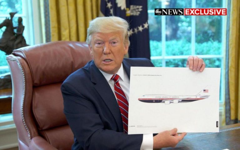 Ο Τραμπ παρουσίασε τα νέα Air Force One