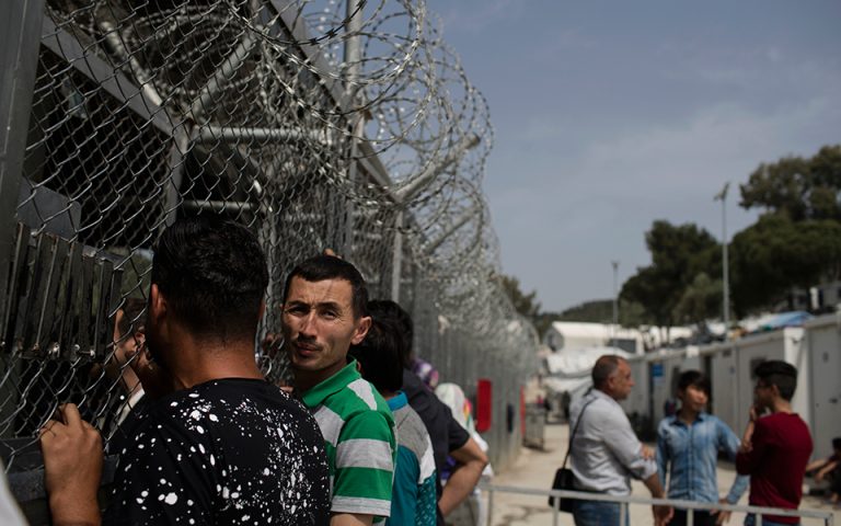 DW: Χώρα προορισμού προσφύγων πια η Ελλάδα