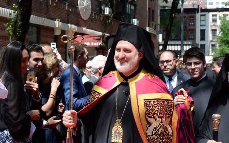Με λαμπρότητα τελέστηκε η ενθρόνιση του Αρχιεπισκόπου Ελπιδοφόρου – Δηλώσεις, φωτογραφίες και βίντεο