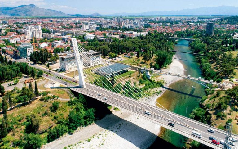 Σερβία κατά Μαυροβουνίου για εκκλησιαστική περιουσία