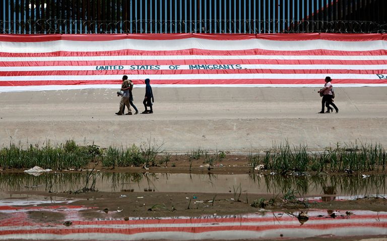 Συμφωνία ΗΠΑ – Μεξικού για το μεταναστευτικό: Αναστέλλεται επ’ αόριστον η επιβολή δασμών