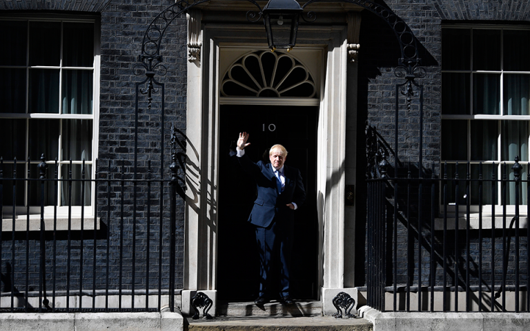 Γνωστοποίηθηκαν τα ονόματα των επικεφαλής στα τρία μεγάλα υπουργεία της βρετανικής κυβέρνησης