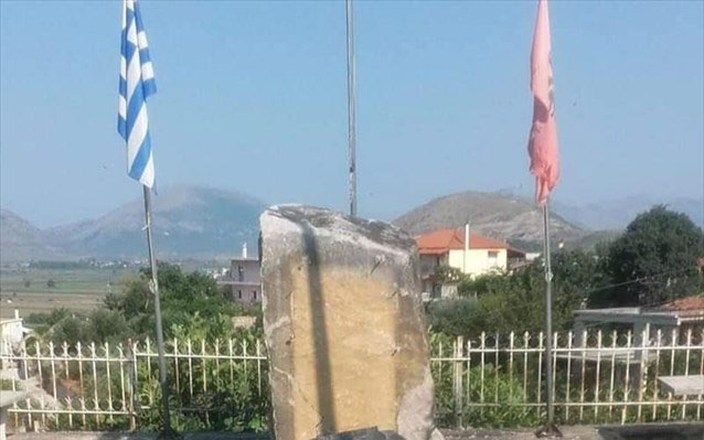 Eντονη καταδίκη ΥΠΕΞ για την ανατίναξη του μνημείου του Θύμιου Λιώλη στην Αλβανία