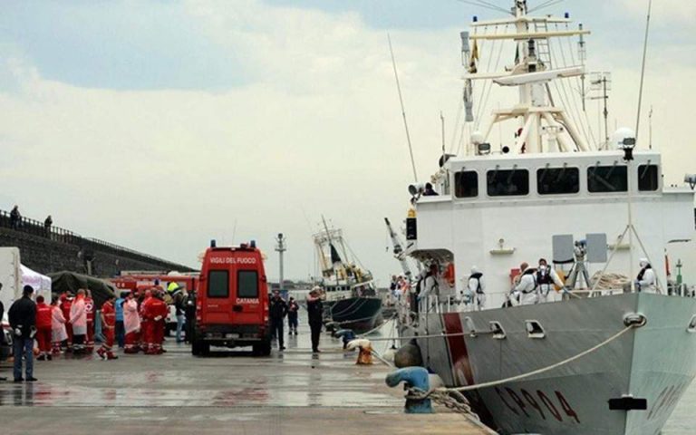 Τουλάχιστον 110 αγνοούμενοι μετά το ναυάγιο ανοικτά της Λιβύης