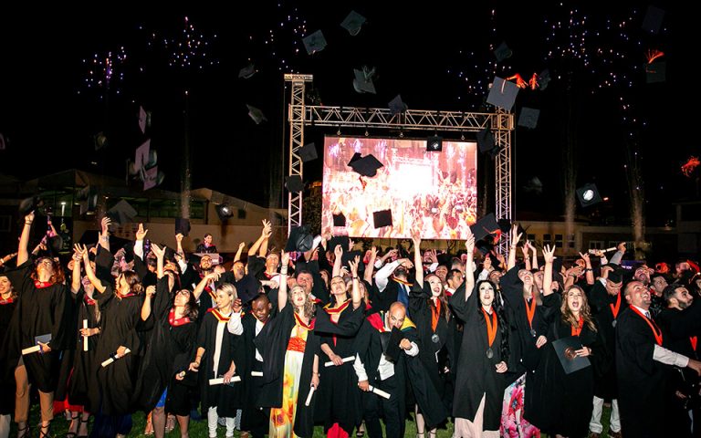 New York College 2019: Τελετή Αποφοίτησης με εξέχοντες προσκεκλημένους
