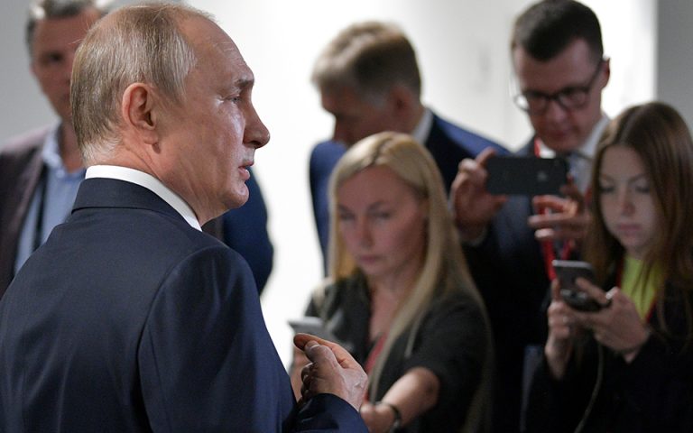 Η Βρετανία «έκοψε» από διεθνές συνέδριο ΜΜΕ τα ρωσικά RT και Sputnik – Η αντίδραση της Μόσχας