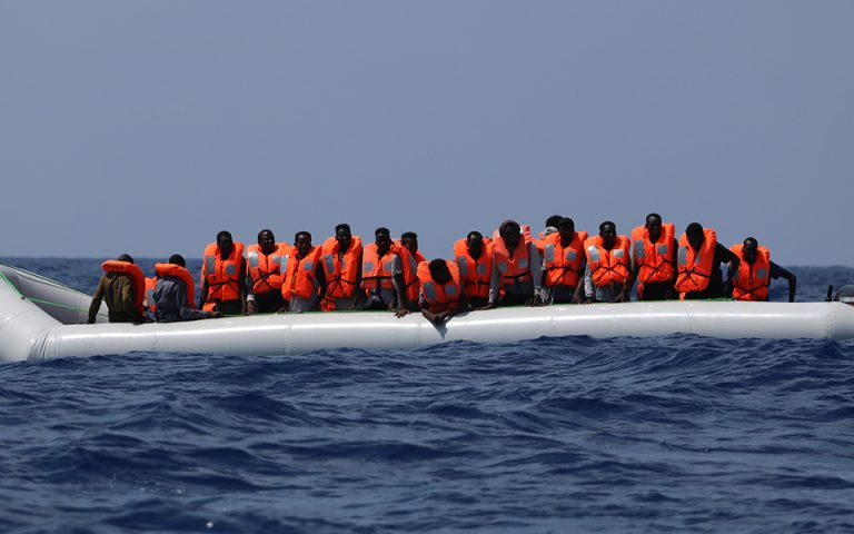 Μοναδικός επιζών μετανάστης από ναυάγιο στη Μεσόγειο περιγράφει την κόλαση που έζησε