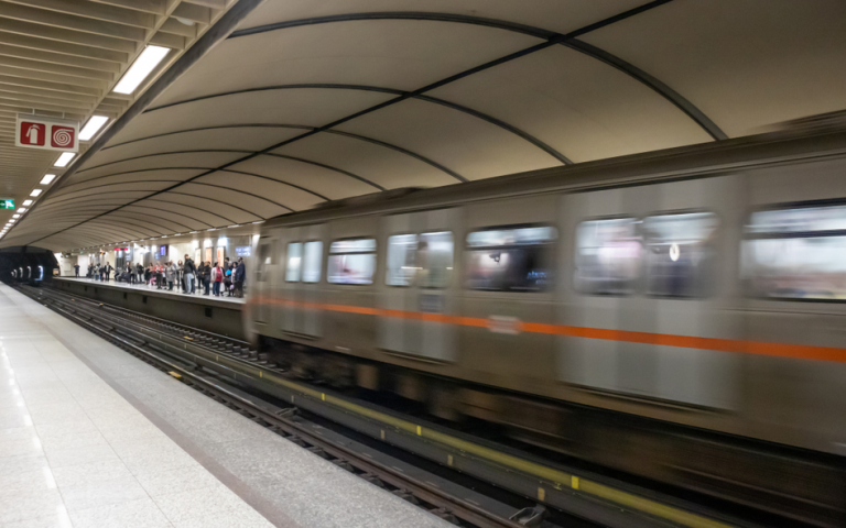 Αστυνόμευση στο μετρό: Περιπολίες 130 ενστόλων σε αποβάθρες και εκδοτήρια