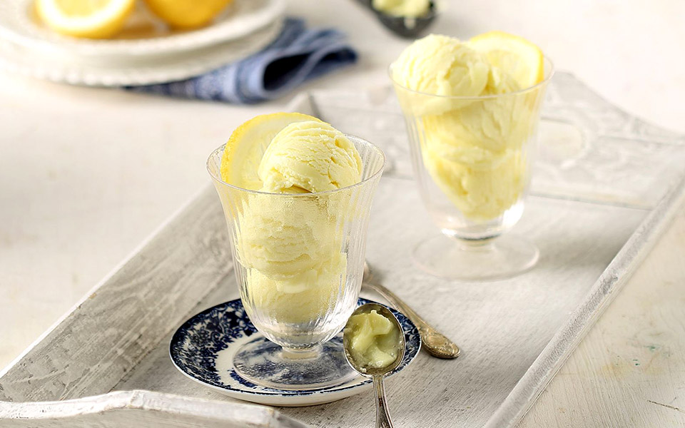 πανεύκολο-παγωτό-λεμόνι-gelato-al-limone-2332654