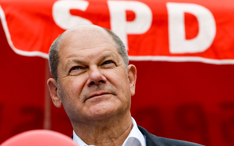 Der Spiegel: Υποψήφιος για την ηγεσία του SPD ο Ολαφ Σολτς