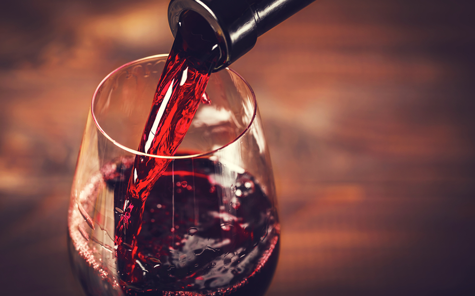 Ερευνα: Ενα ποτήρι κόκκινο κρασί ισούται με μια ώρα στο γυμναστήριο | Η  ΚΑΘΗΜΕΡΙΝΗ