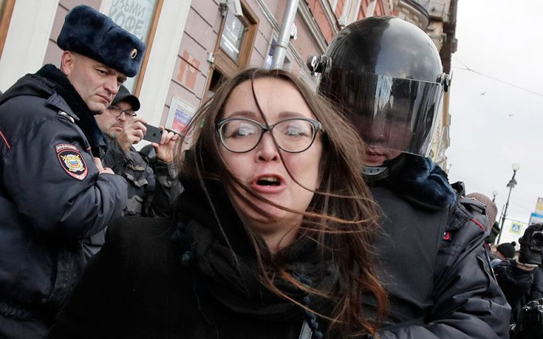 Μόσχα: Υπό κράτηση πάνω από 100 άτομα που συμμετείχαν στις πρόσφατες διαδηλώσεις