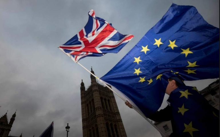 Βρετανία: Πακέτο οικονομικών «εγγυήσεων» για το σενάριο no-deal Brexit από τον υπ. Οικονομικών