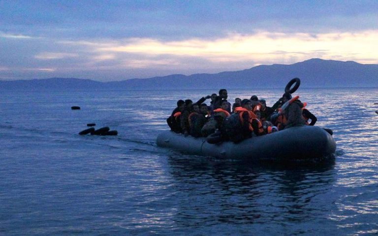 Τουλάχιστον 131 μετανάστες και πρόσφυγες περισυνελέγησαν σήμερα σε Σάμο και Χίο