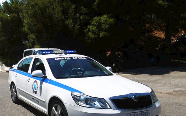 Επεισοδιακή αστυνομική καταδίωξη στην Εγνατία Οδό – Δύο συλλήψεις για παράνομη μεταφορά αλλοδαπών