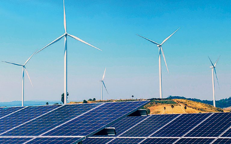 Μετ’ εμποδίων οι επενδύσεις σε ανανεώσιμες πηγές ενέργειας