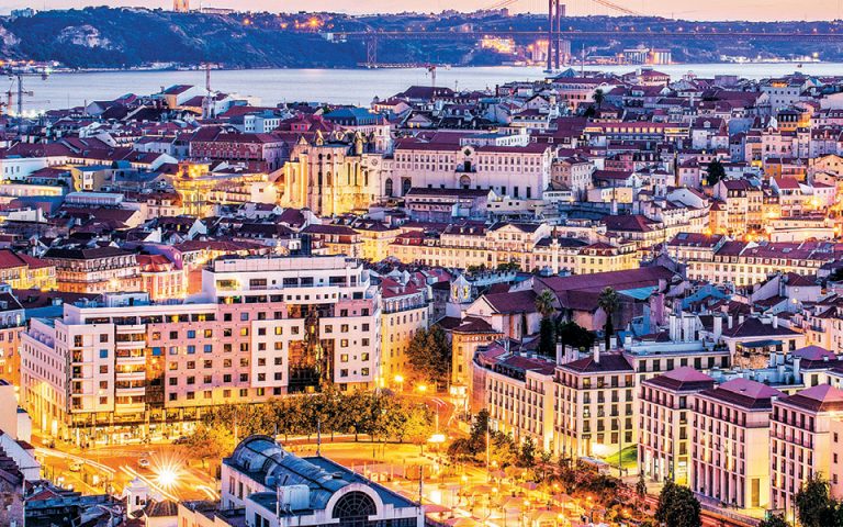 Η «χρυσή βίζα» εκτοπίζει τους κατοίκους της Λισσαβώνας