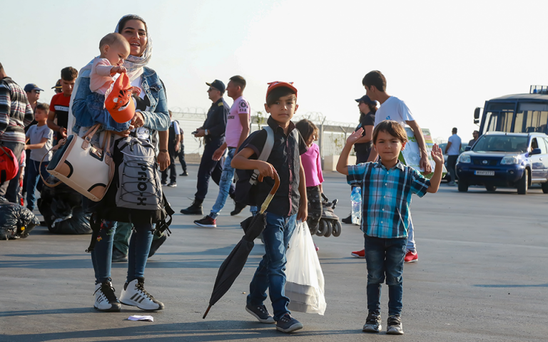 Δημιουργία 2.000 νέων θέσεων φιλοξενίας αιτούντων άσυλο στην ενδοχώρα