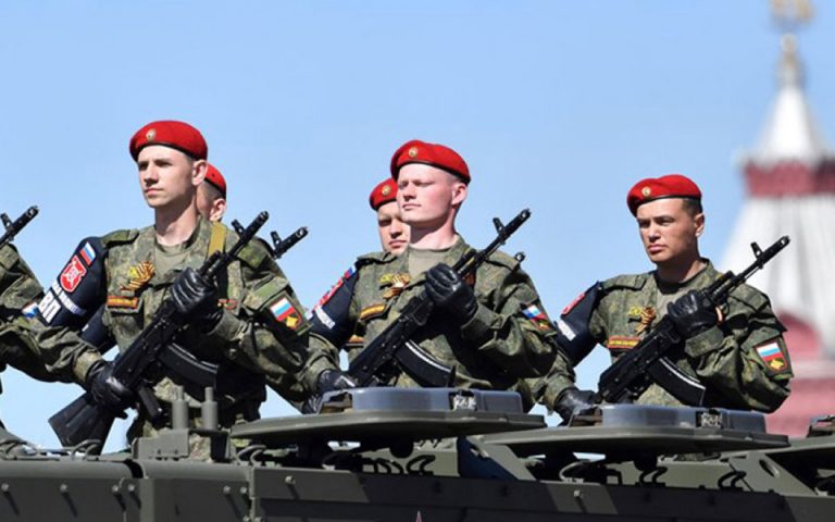 Ρωσία: Οκτώ νεκροί σε στρατιωτική βάση από πυρά συναδέλφου τους
