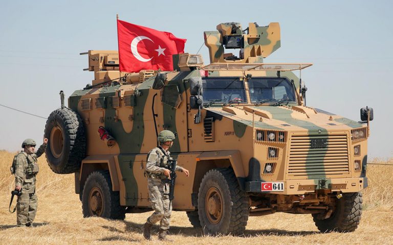 Η Τουρκία ετοιμάζεται για εισβολή στη Συρία – Συγκεντρώνει στρατό στα σύνορα