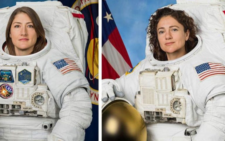 Η NASA παρουσίασε τις στολές για τον πρώτο γυναικείο διαστημικό περίπατο