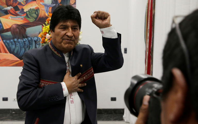 Βολιβία-προεδρικές εκλογές: Νίκη για τον Εβο Μοράλες από τον πρώτο γύρο