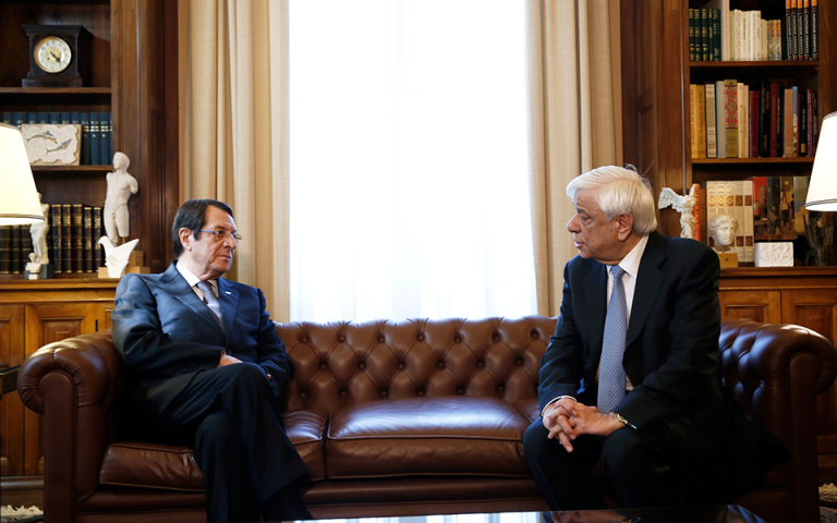 Συνάντηση Πρ.Παυλόπουλου-Ν. Αναστασιάδη: Δεν θα ανεχτούμε από μέρους της Τουρκίας παραβιάσεις της κυπριακής ΑΟΖ