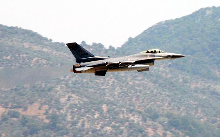 Αεροπορική επίθεση της Τουρκίας στο Ιράκ – Επληξαν θέσεις του PKK