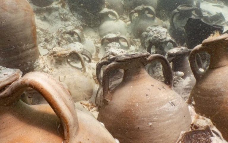 Ανακαλύφθηκε ένα από τα καλύτερα διατηρημένα αρχαία ναυάγια της Μεσογείου (βίντεο)