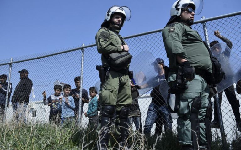 Eπιχείρηση της αστυνομίας στο hot spot στα Διαβατά – 71 συλλήψεις παράνομων μεταναστών
