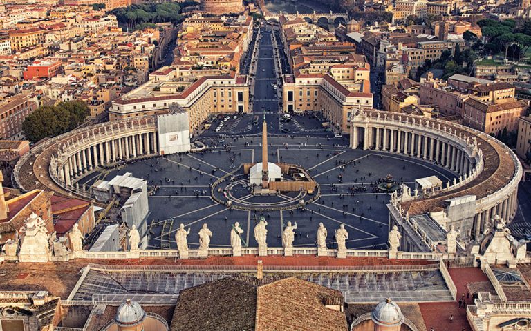 Βατικανό: «Αμφιλεγόμενες» επενδύσεις σε ακίνητα